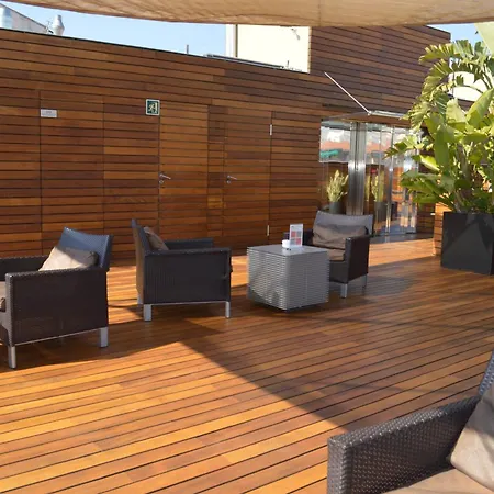 ソーホー ホテル 3*