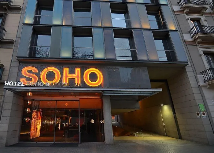ソーホー ホテル 3*