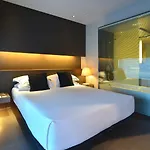 Soho 3*